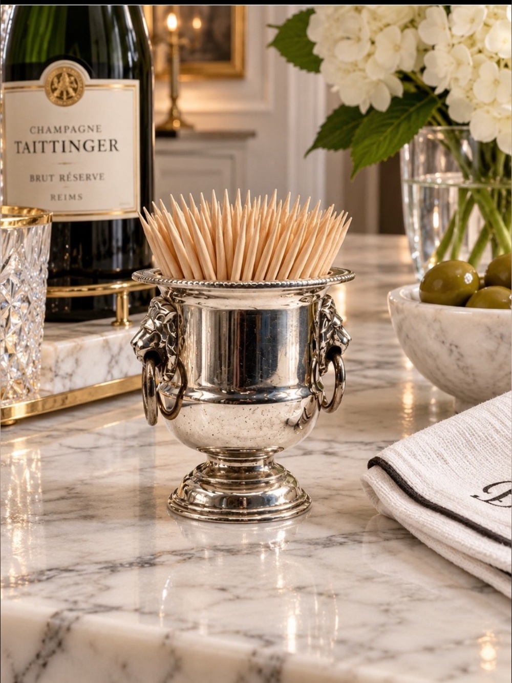 Silver Plated Viners Of Sheffield Lion-Head Toothpick or Match Holder